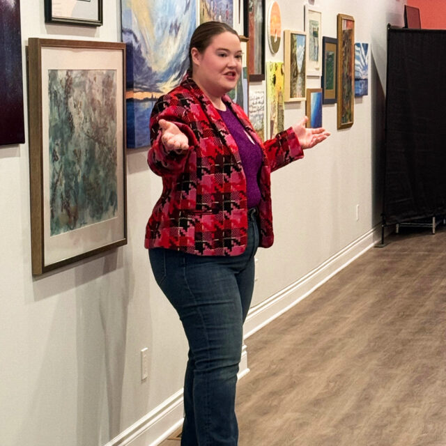 Po presenting an art talk - 2024